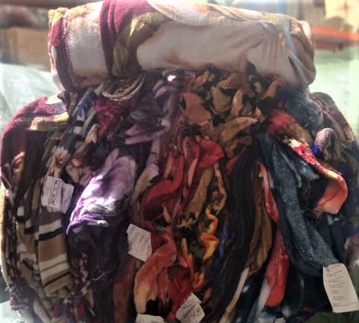 MANTA, COMPOSICIÓN 100% POLIÉSTER, MARCA MI HOGAR D´LUXE HM-11632