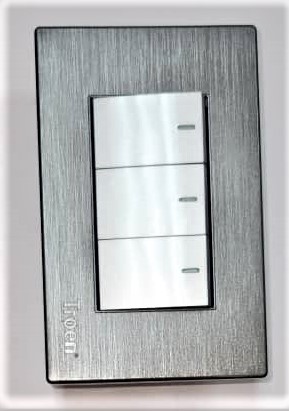[A136-ETP-3K-3W] INTERRUPTOR TRIPLE, MARCA TROEN